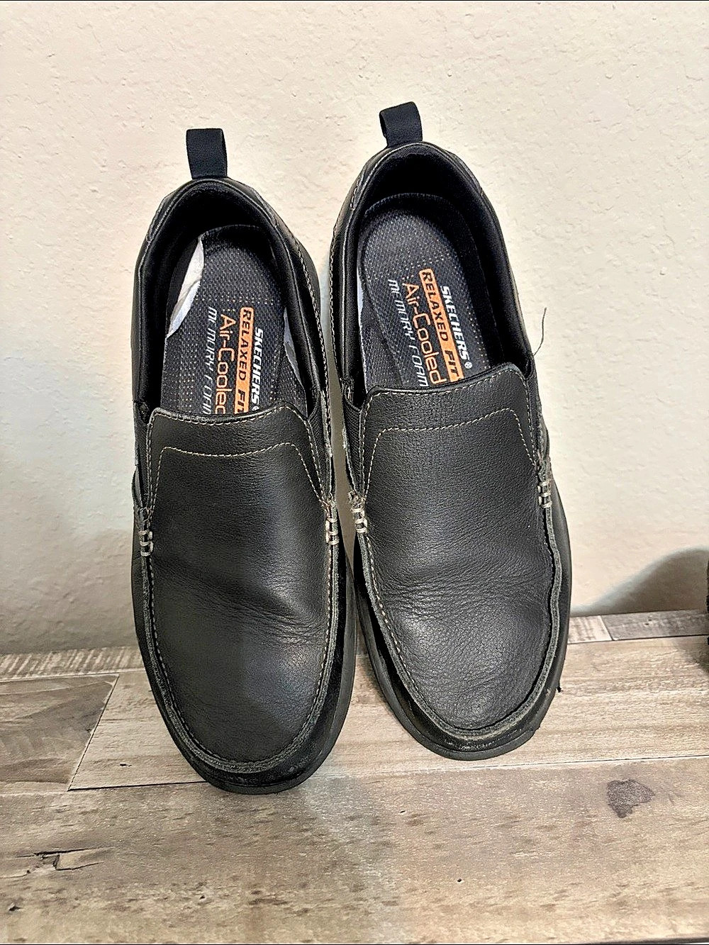 Skechers Air-Cooled Memory Foam slip-on Black Slip-On Shoes